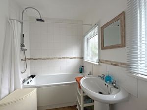 Photo 5- click for photo gallery